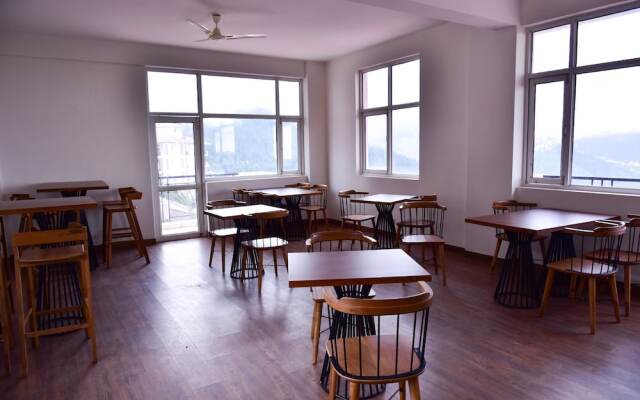 Spangle Heights - Shimla, Suites & Residences