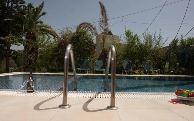 Bodikos Villas & Apartments