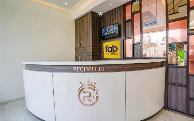Fabhotel Poona Royal