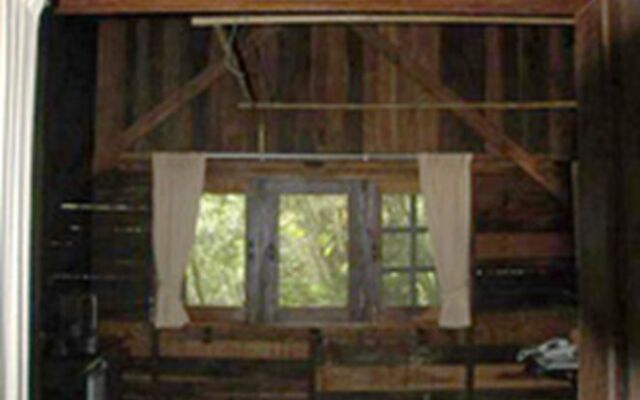 Momchailai Forest Retreat