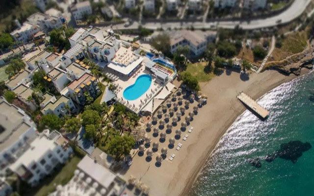Charm Beach Hotel - All Inclusive