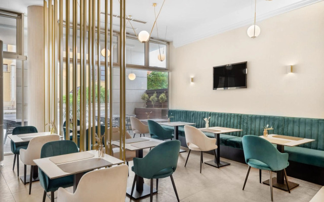 Corso Hotel Pécs