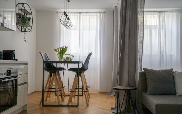 GuestHost Design Apartments
