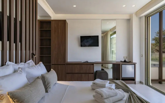 Luxurious Villa Selestine - With Private Pool