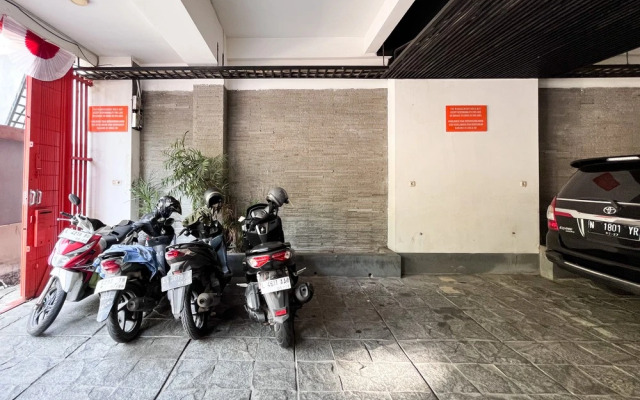 Sans Vibes Hotel Syariah Graha 100 Gubeng Surabaya