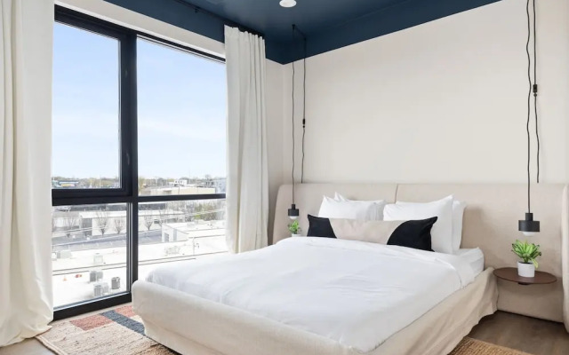 The Eighteen by Mint House