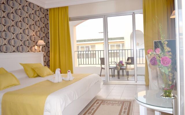 Soviva Resort - Families Only