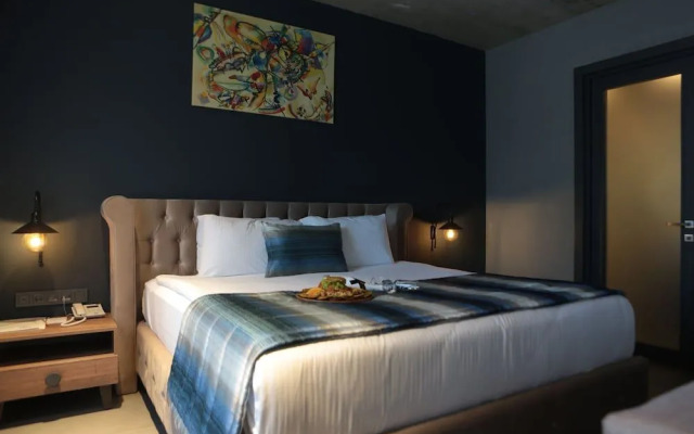 Sandora Boutique Hotel