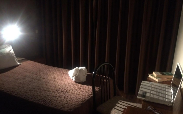 Hotel Meia Lua