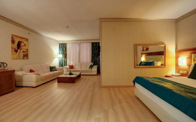 Yücesoy Liva Hotel Spa & Convention Center Mersin