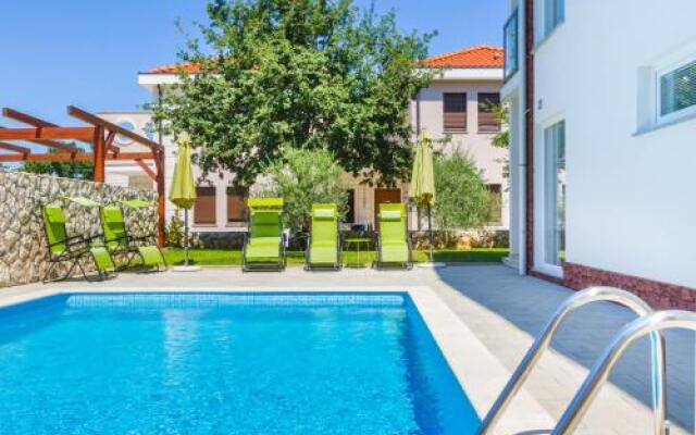 Villa Apartments Futura