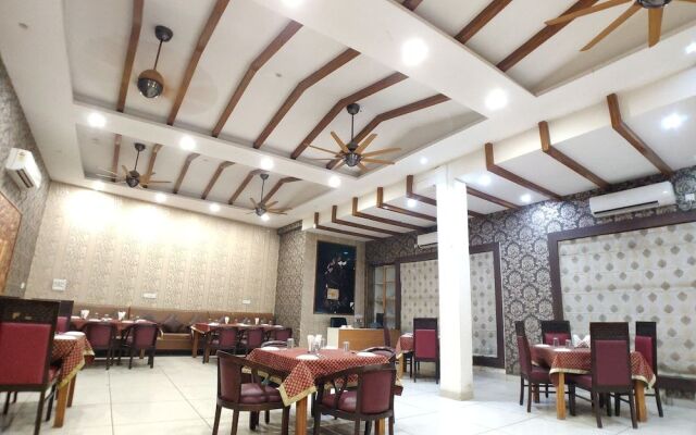 Hotel Landmark Residency