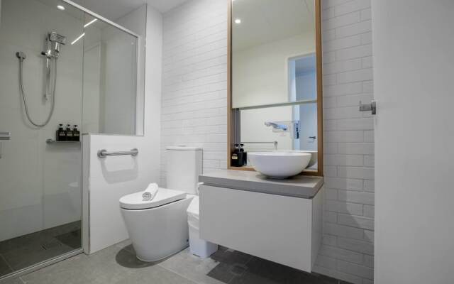 61*Boutique one-bedroom*Boxhill Central*Mall