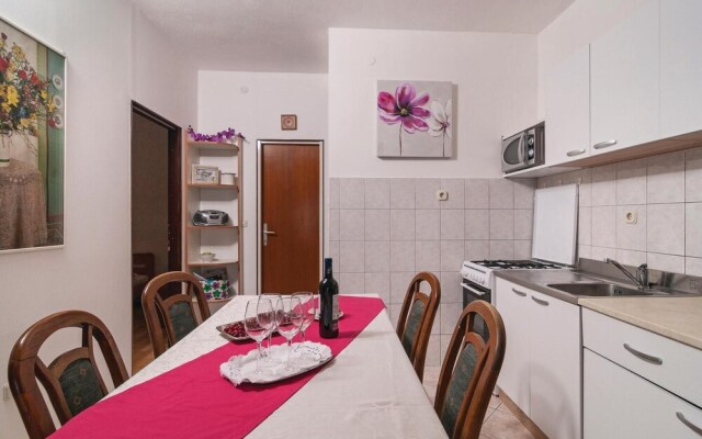 Nice Home in Pisak With Wifi and 3 Bedrooms