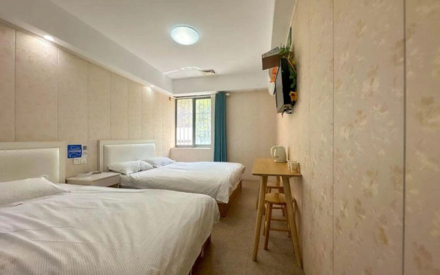 Nanjing Tianyou Hotel (Bayi Hospital Changfu Street Subway Station Branch)