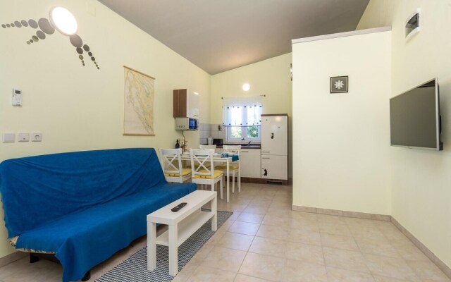 Beautiful Apartment in Kosljun With Wifi and 1 Bedrooms