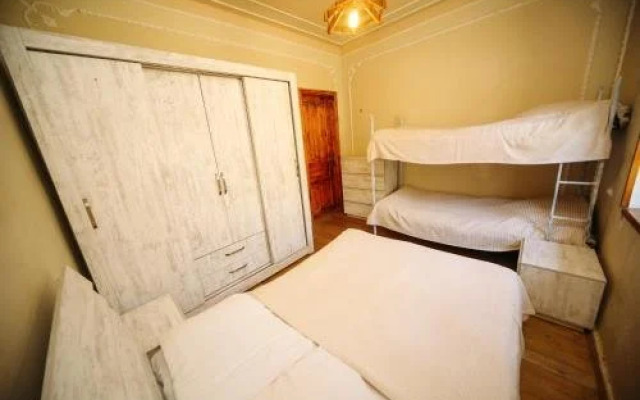 Kazbegi Guesthouse Lela