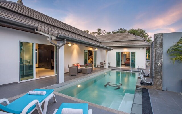 Modern Elegance 3BR Pool Villa Marine