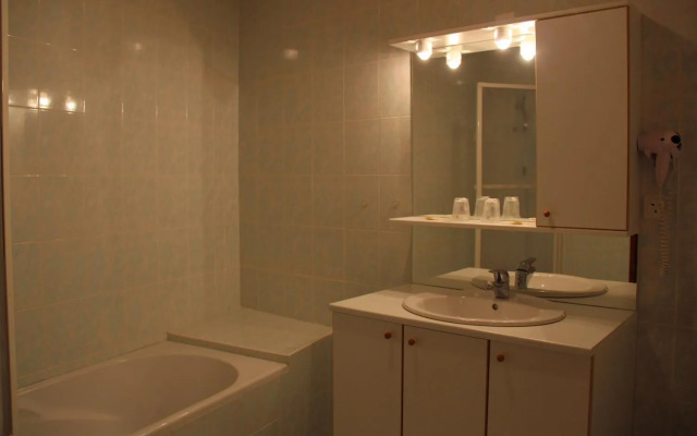 Logis Hôtel la Méridienne