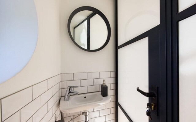 Unique Light-filled House - Primrose Hill