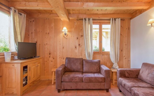 Pretty Apartment in a Separate Mountain Chalet