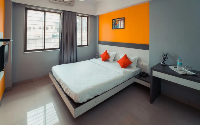 Hotel Aashish Deluxe Kolhapur