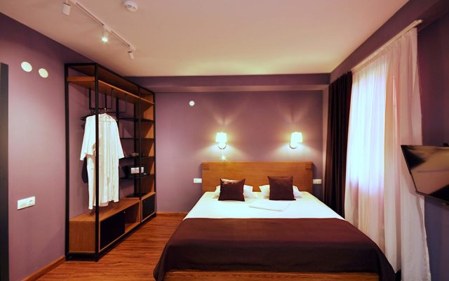 Elle Boutique Hotel