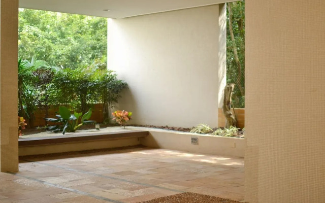 150m da praia com piscina aquecida e sauna