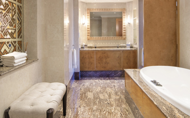 NH Johannesburg Sandton Hotel