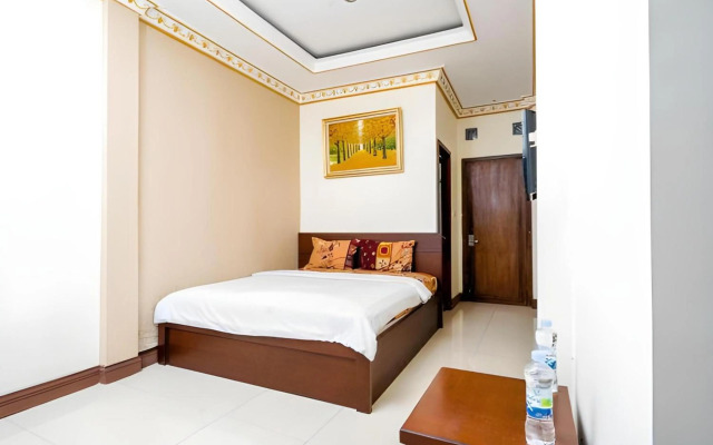 New Hotel Colón