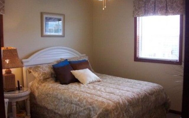 5 O'Clock Somewhere - 4 Br Home