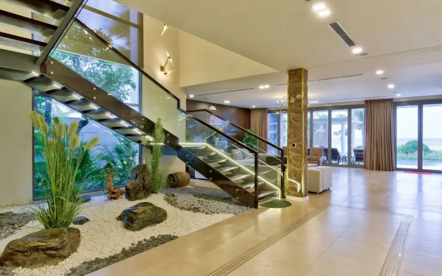 The Five Villas
