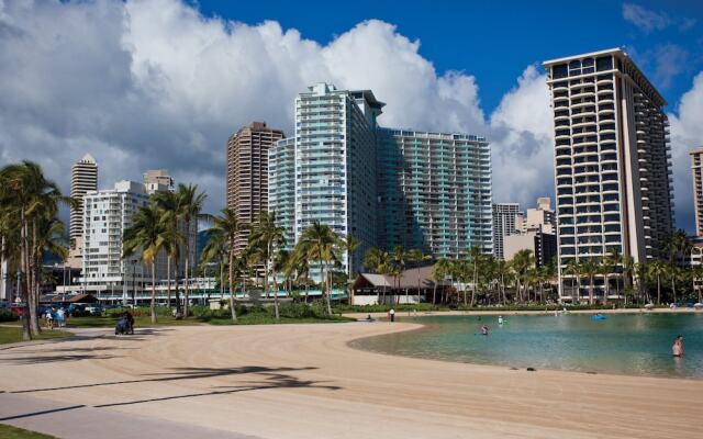 Ilikai Hotel & Luxury Suites