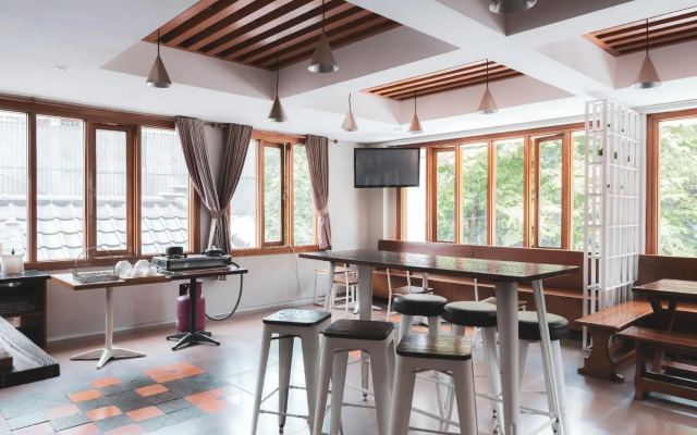 Tibera Hotel Cibeunying