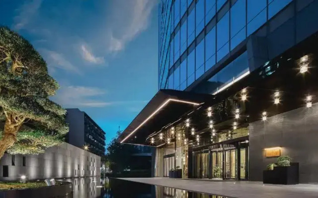 The Langbo Chengdu Hotel