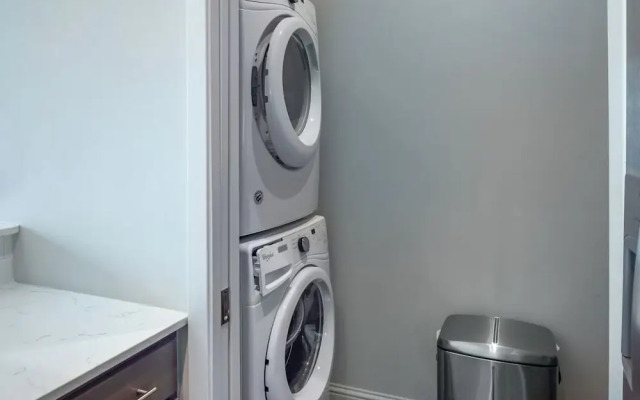 Arts District Apartments By Landing