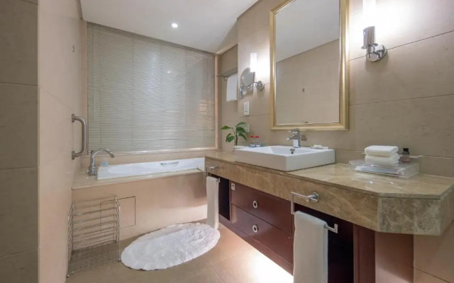 Ma'anshan Haiwaihai Hotel