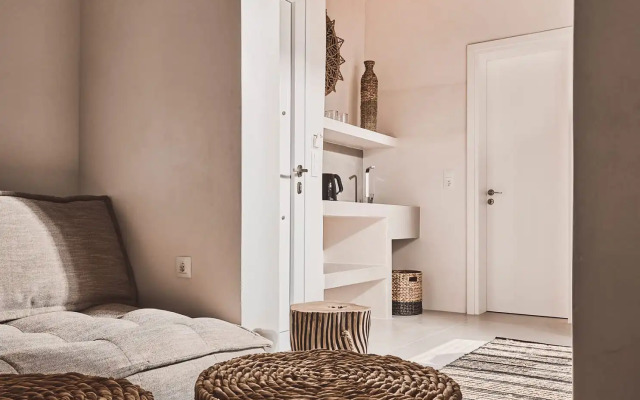 Serenity Suite Milos