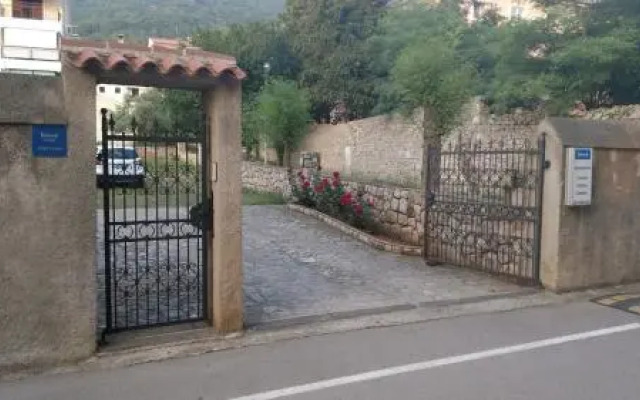 Guest House Santulin