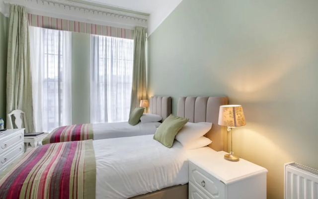 Trelawney Hotel