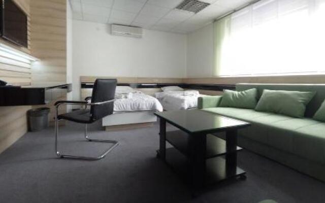 Garni Hotel Consul