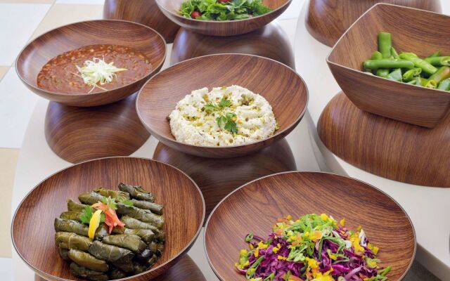 Movenpick Hotel Amman (ex Holiday Inn Amman)