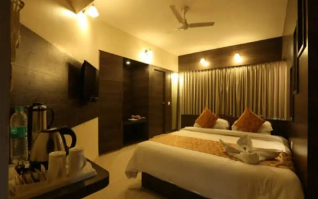 Hotel Rajmahal