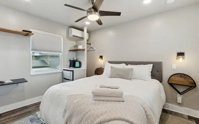 Beach 5 Villas - Immaculate 300 steps from the Ocean