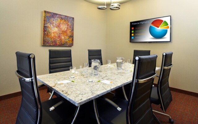 Courtyard Cleveland University Circle