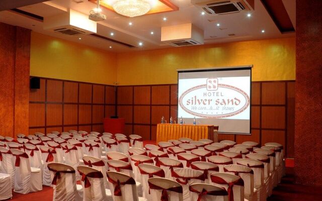 Silver Sand Hotel