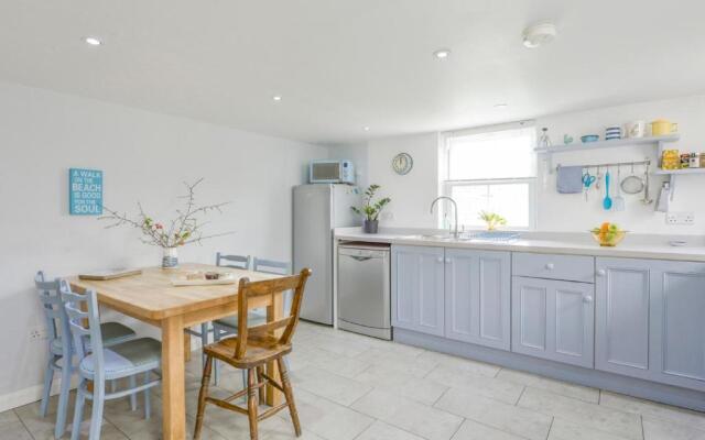 2 Trerise Cottage