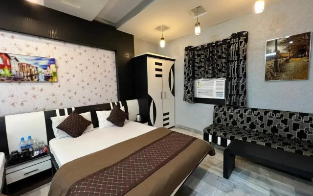 Hotel Sabera by OYO Rooms