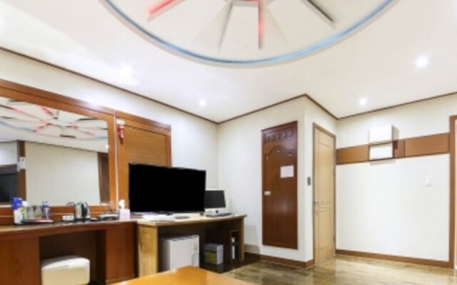 Pocheon Palace