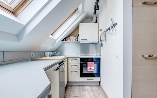 Park Loft next to Eagle's Bridge